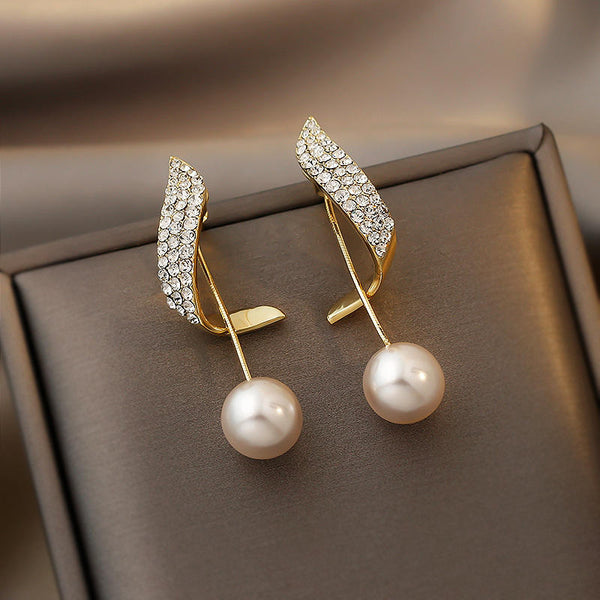Elegant Korean Knot Pearl Earrings for Women – 18K Gold-Plated Anti-Tarnish Fashion Jewelry
